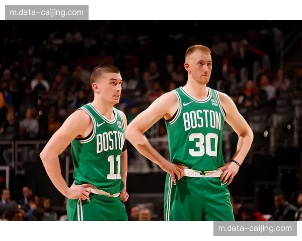 凯尔特人武切维奇替补出发 内线进攻轴心定位重塑二阵战术形态