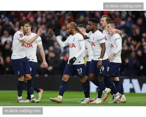 切尔西控球58.7%却难造威胁 进攻三区传球成功率仅64% 切尔西控球58.7%却难造威胁 进攻三区传球成功率仅64%