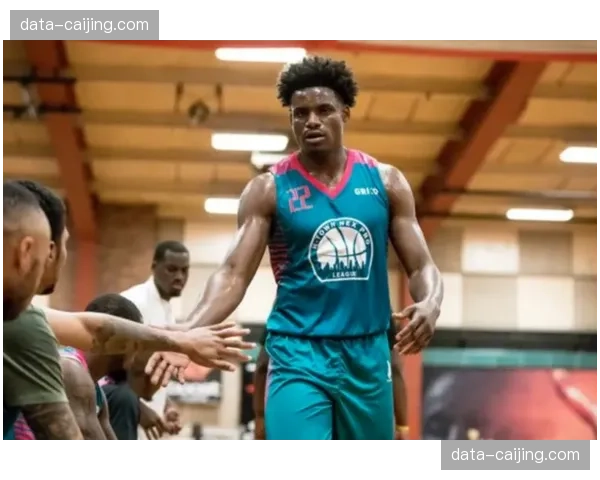 阿利兹约翰逊三分命中率38.3% 深圳锋线外线威胁获提升